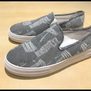 Sole/Society Comfy Sneakers- NEW!! Women’s